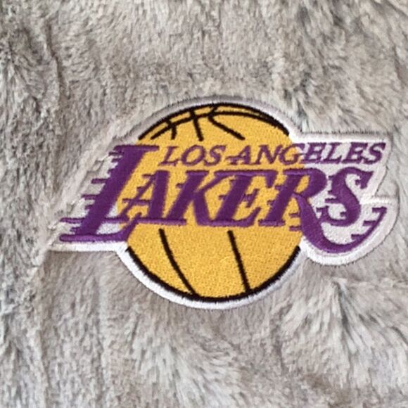 ANTIGUA WOMENS NBA L.A.LAKERS BASKETBALL ZIP UP HOODED FAUX FUR VEST COAT MED - Picture 7 of 9
